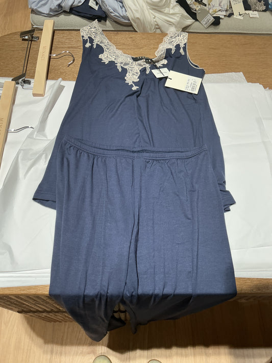 Pajama set Modal