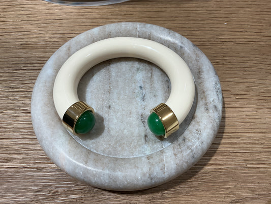 Ivory green quartz bangle