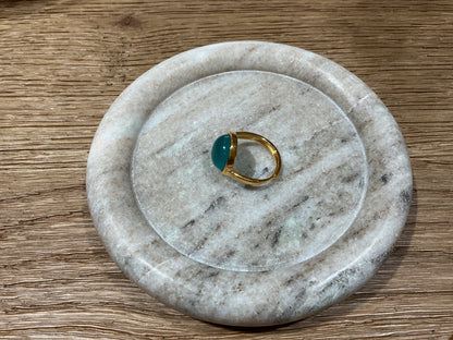 Blue circle quartz ring
