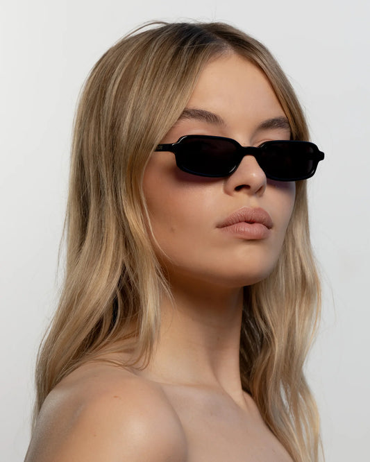 Vera Black Sunnies